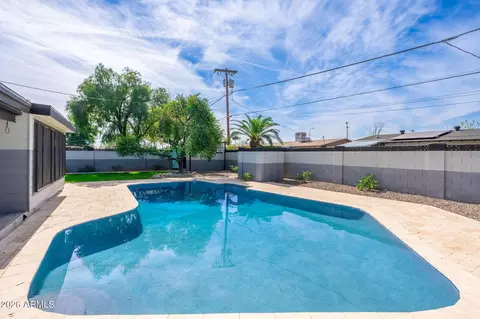 Exterior - 4540 N 12th Ave, Phoenix, AZ 85013 photo 7 of 14