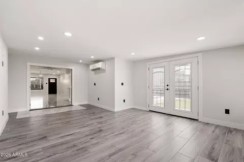 Living - 4540 N 12th Ave, Phoenix, AZ 85013 photo 8 of 8