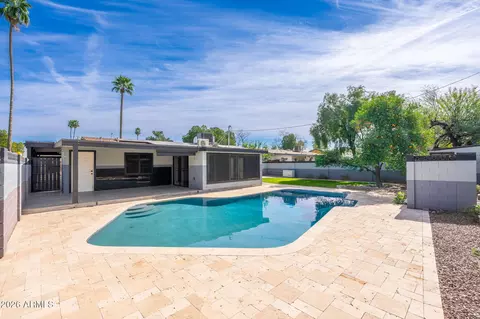 Exterior - 4540 N 12th Ave, Phoenix, AZ 85013 photo 8 of 14