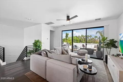 Living - 4331 N 27th Pl, Phoenix, AZ 85016 photo 1 of 3