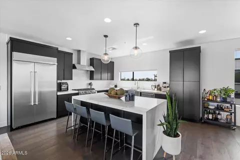 Kitchen - 4331 N 27th Pl, Phoenix, AZ 85016 photo 2 of 5