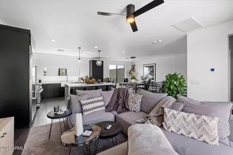 Living - 4331 N 27th Pl, Phoenix, AZ 85016 photo 3 of 3