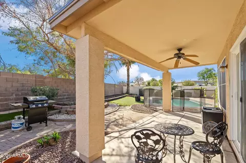 Exterior - 389 E Arabian Dr, Gilbert, AZ 85296 photo 8 of 9