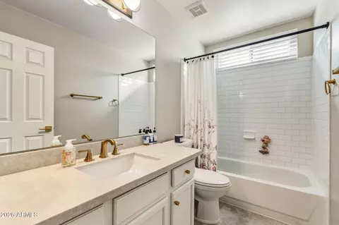 Bath - 389 E Arabian Dr, Gilbert, AZ 85296 photo 4 of 4