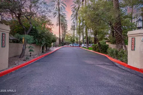 4540 N 44th St #46, Phoenix, AZ 85018