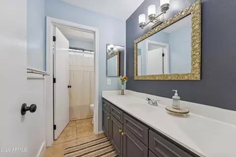Bath - 3543 E Calistoga Dr, Gilbert, AZ 85297 photo 3 of 7