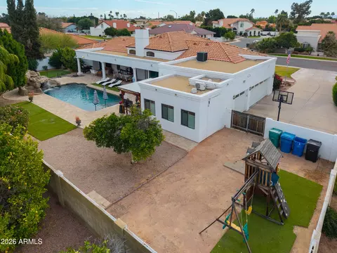 View/Area - 4038 E Glencove St, Mesa, AZ 85205 photo 3 of 6