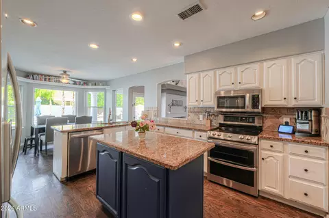 Kitchen - 4038 E Glencove St, Mesa, AZ 85205 photo 1 of 4