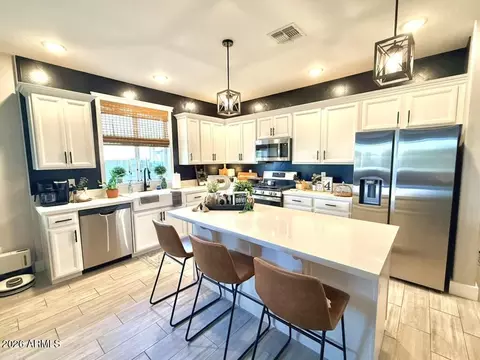 Kitchen - 13508 W Range Mule Dr, Peoria, AZ 85383 photo 2 of 2