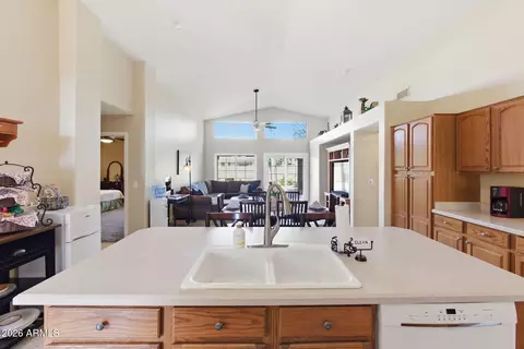Kitchen - 1866 E Sagebrush St, Gilbert, AZ 85296 photo 3 of 4