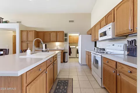 Kitchen - 1866 E Sagebrush St, Gilbert, AZ 85296 photo 2 of 4