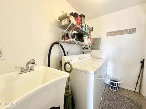 725 S Emerald Dr, Apache Junction, AZ 85119 photo 57