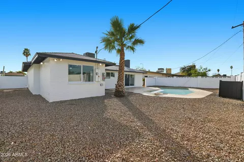 Exterior - 534 E Pebble Beach Dr, Tempe, AZ 85282 photo 3 of 3
