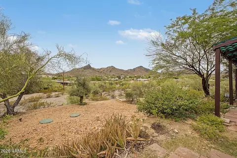 Exterior - 1702 E Griswold Rd, Phoenix, AZ 85020 photo 7 of 12