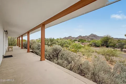 Exterior - 1702 E Griswold Rd, Phoenix, AZ 85020 photo 6 of 12