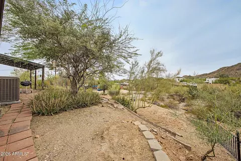Exterior - 1702 E Griswold Rd, Phoenix, AZ 85020 photo 8 of 12
