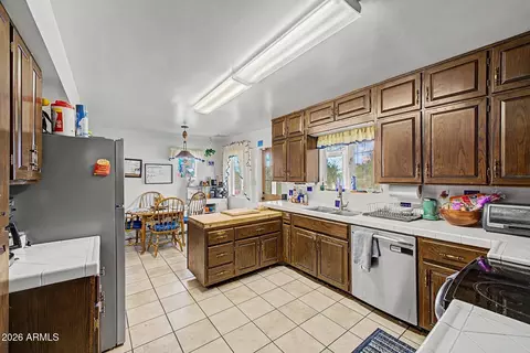 Kitchen - 1702 E Griswold Rd, Phoenix, AZ 85020 photo 3 of 3