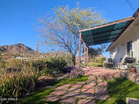 1702 E Griswold Rd, Phoenix, AZ 85020
