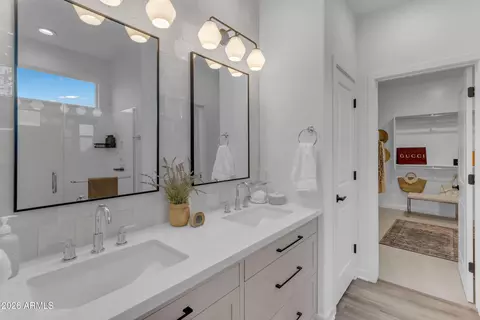 Bath - 10020 E Talon Ave, Mesa, AZ 85212 photo 1 of 5