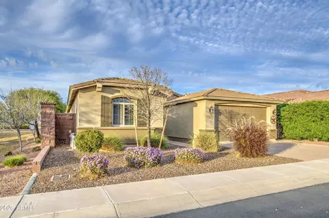 192 W Hackberry Ave, San Tan Valley, AZ 85140