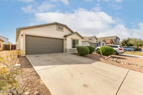 1377 E Pryor Rd, San Tan Valley, AZ 85140