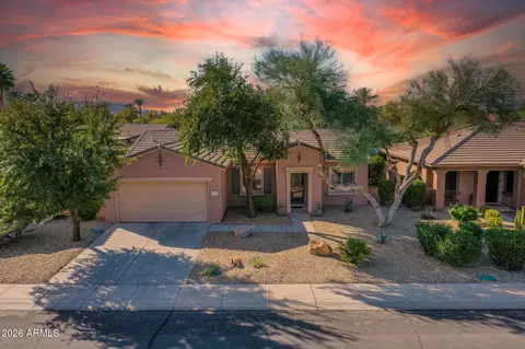 19760 N Los Altos Way, Surprise, AZ 85374