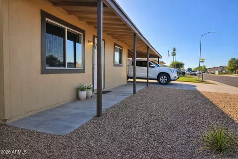 6011 W Nancy Rd, Glendale, AZ 85306