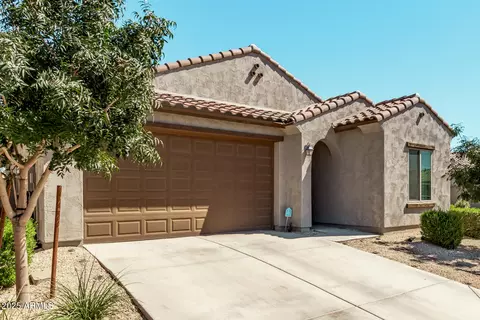 Exterior - 11204 W Mobile Ln, Tolleson, AZ 85353 photo 2 of 8