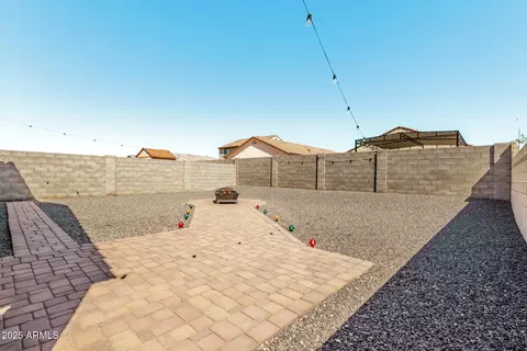 Exterior - 11204 W Mobile Ln, Tolleson, AZ 85353 photo 4 of 8