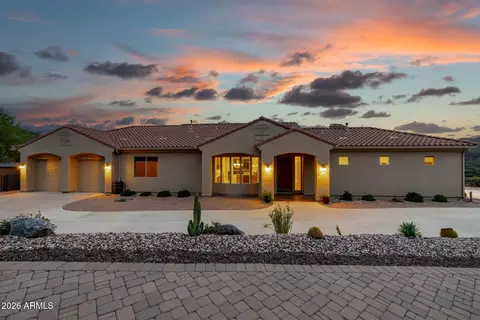 18685 E Agua Vis, Black Canyon City, AZ 85324