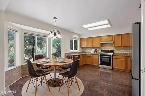 4530 E Desert Wind Dr, Phoenix, AZ 85044 photo 7