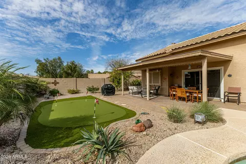 Exterior - 103 E Mountain Sky Ave, Phoenix, AZ 85048 photo 9 of 20