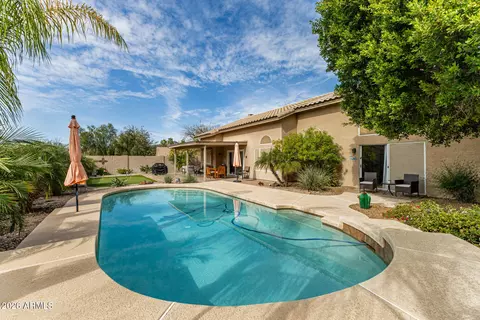 Exterior - 103 E Mountain Sky Ave, Phoenix, AZ 85048 photo 16 of 20