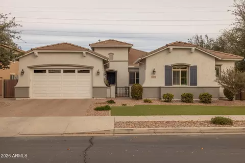 20454 E Raven Dr, Queen Creek, AZ 85142
