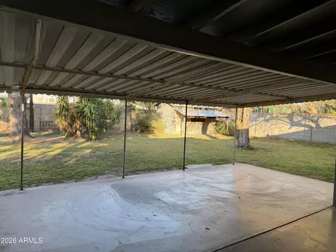 Exterior - 5730 N 4th St, Phoenix, AZ 85012 photo 4 of 6