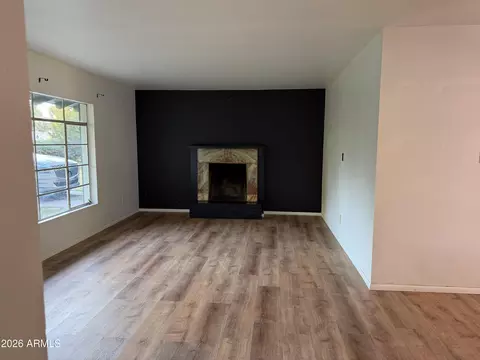 Living - 5730 N 4th St, Phoenix, AZ 85012 photo 1 of 2