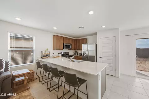 32300 N Hermon Rd, San Tan Valley, AZ 85143