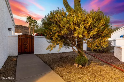 Exterior - 1316 E Meadow Ln, Phoenix, AZ 85022 photo 3 of 23