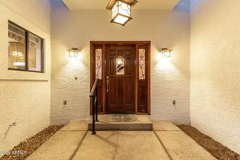 Entry Way - 1316 E Meadow Ln, Phoenix, AZ 85022 photo 1 of 2