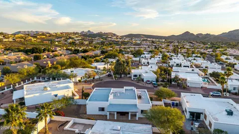 View/Area - 1316 E Meadow Ln, Phoenix, AZ 85022 photo 6 of 9