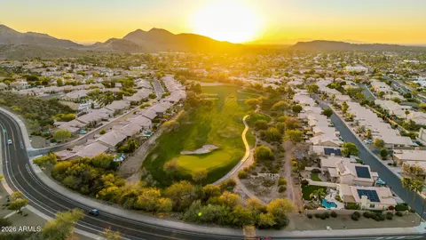 View/Area - 1316 E Meadow Ln, Phoenix, AZ 85022 photo 8 of 9