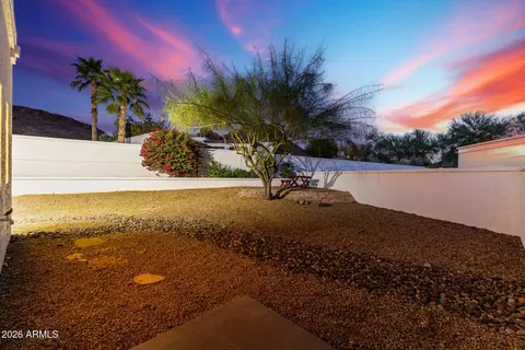 Exterior - 1316 E Meadow Ln, Phoenix, AZ 85022 photo 13 of 23