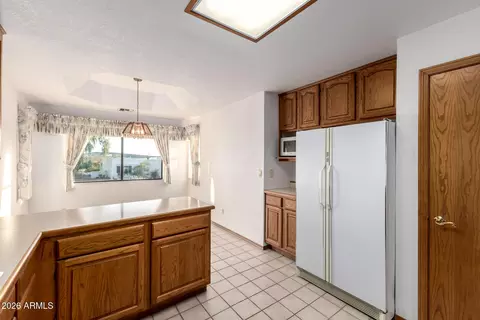 Kitchen - 1316 E Meadow Ln, Phoenix, AZ 85022 photo 3 of 5