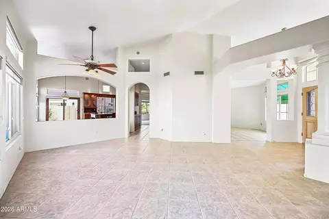 Living - 1113 E Hiddenview Dr, Phoenix, AZ 85048 photo 3 of 5
