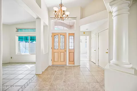 Entry Way - 1113 E Hiddenview Dr, Phoenix, AZ 85048 photo 2 of 2