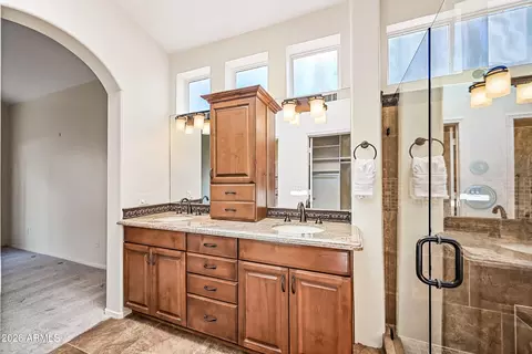 Bath - 1113 E Hiddenview Dr, Phoenix, AZ 85048 photo 3 of 6