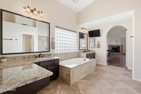 1133 N Peppertree Dr, Gilbert, AZ 85234 photo 16