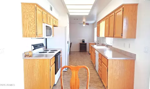 Kitchen - 7726 E Navarro Ave, Mesa, AZ 85209 photo 1 of 1