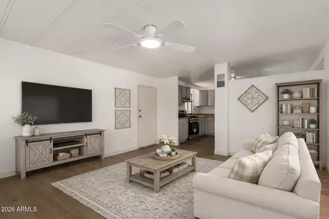 9630 S 9th Ave, Phoenix, AZ 85041