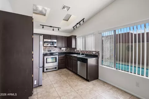 Kitchen - 4525 E Renee Dr, Phoenix, AZ 85050 photo 1 of 2